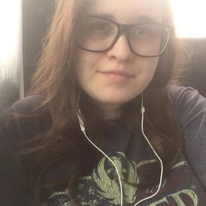 Meet your Posher, Brooke